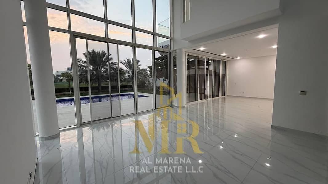 8 860436177-800x600. jpeg