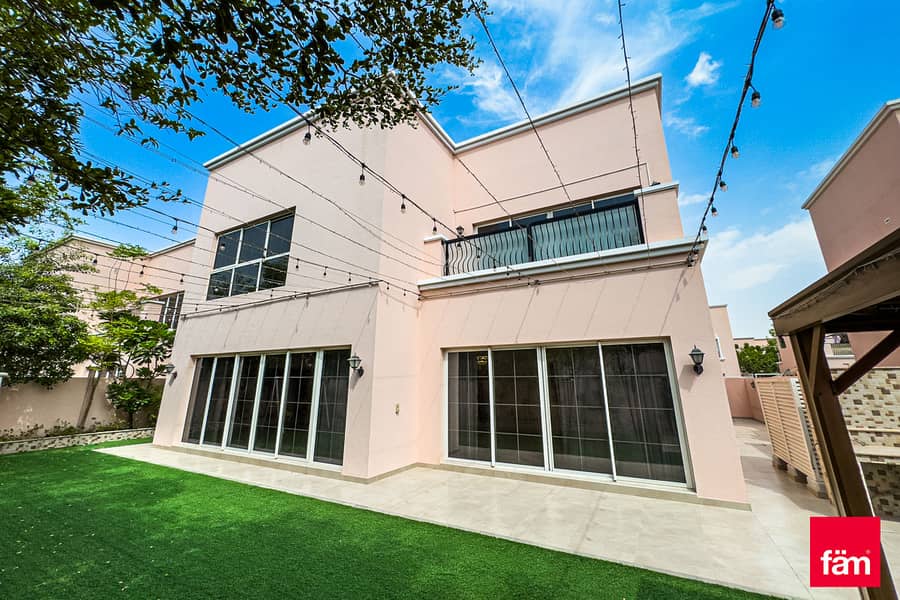 Villa in Nad Al Sheba,Nad Al Sheba 3,Nad Al Sheba Villas, 4 schlafzimmer, 6500000 AED - 16227007 Villa in Nad Al Sheba,Nad Al Sheba 3,Nad Al Sheba Villas, 4 schlafzimmer, 6500000 AED - 16227007