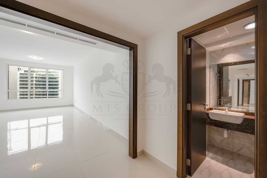 25 Powder room 1. jpg