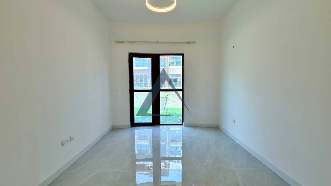 5 Property Image