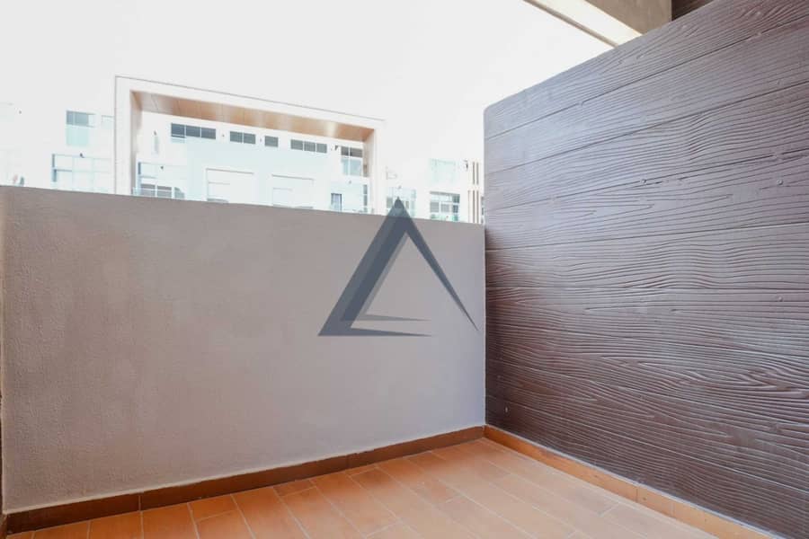 10 Property Image