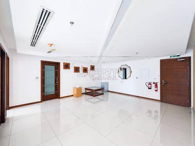 Office para en Venta en Business Bay, Dubai - Image 1