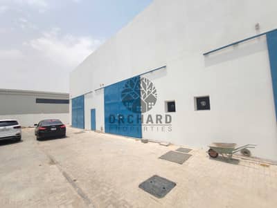 Warehouse in vendita a Al Sajaa Industrial, Sharjah - 1000363527. jpg