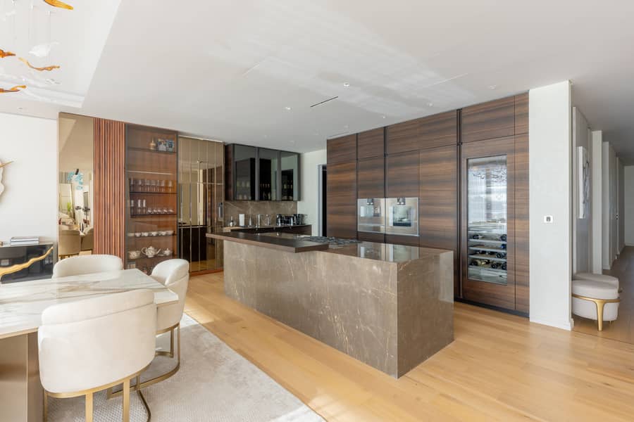 26 AT6A2881-HDR. jpg