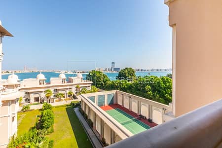 2 Bedroom Apartment for Rent in Palm Jumeirah, Dubai - Amazing Sea View | Furnished | Beachfront 2 Bedroom Apartment for Rent in Palm Jumeirah, Dubai - Amazing Sea View | Furnished | Beachfront