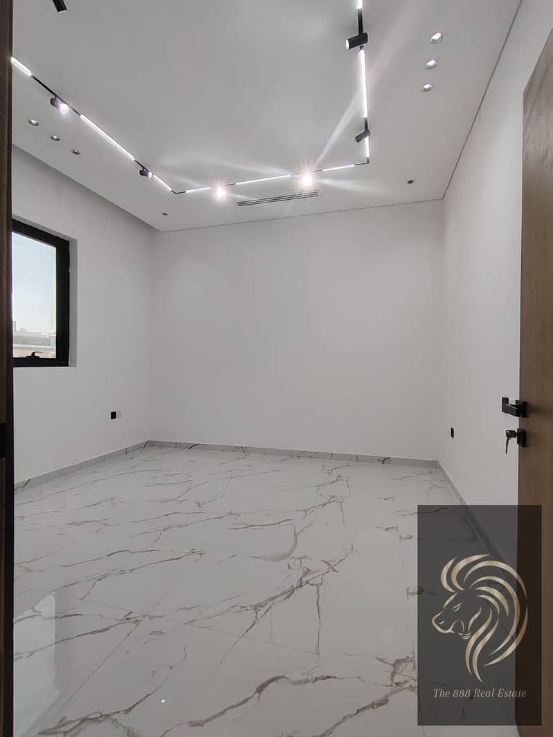 13 1b0fed17-dedb-410f-9a60-21f6f160da43. jpg