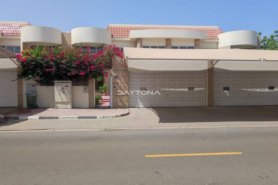SPACIOUS | 4-BEDROOM + MAID’S | COMPOUND VILLA SPACIOUS | 4-BEDROOM + MAID’S | COMPOUND VILLA