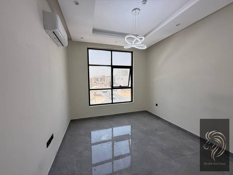 7 1f86bdba-a189-4518-bd12-079391cc0429. jpg
