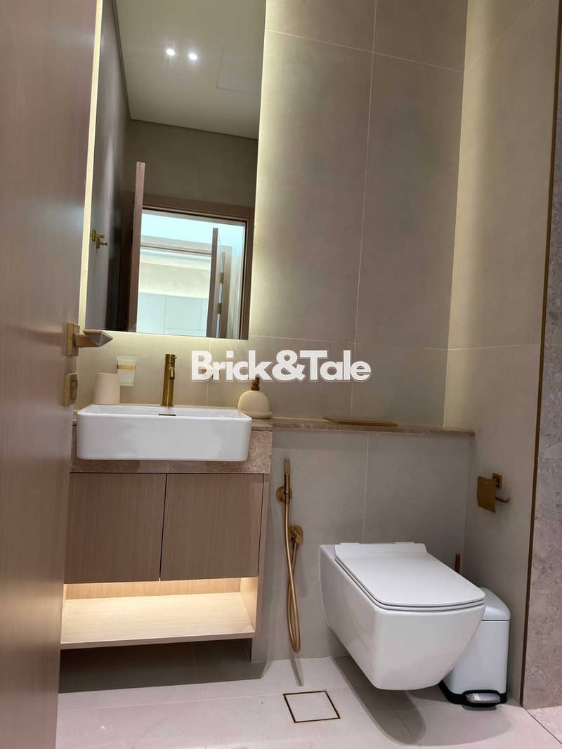 10 7f1a91d9-2967-4aef-b01b-ca7762cddaea. jpg