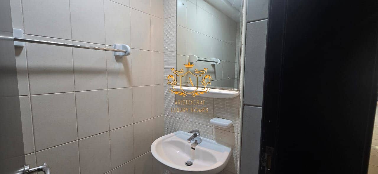 5 Powder-room. jpeg