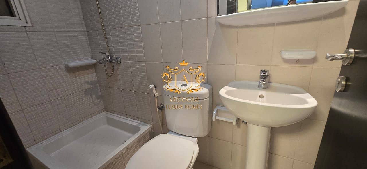 11 Maid's Washroom . jpeg