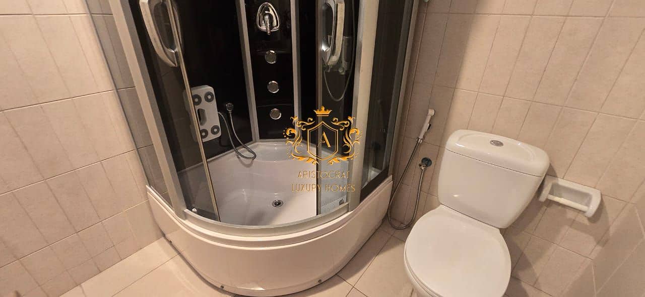 24 Bathroom 11. jpeg