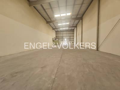 مستودع للايجار في مجمع دبي للاستثمار، دبي - مستودع في مجمع دبي للاستثمار 2،مجمع دبي للاستثمار 380000 درهم - 16230657 مستودع للايجار في مجمع دبي للاستثمار، دبي - مستودع في مجمع دبي للاستثمار 2،مجمع دبي للاستثمار 380000 درهم - 16230657