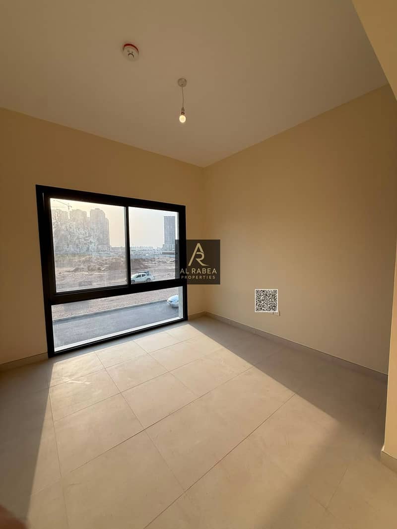 41 WhatsApp Image 2026-08-18 at 18.14. 07 (2). jpeg
