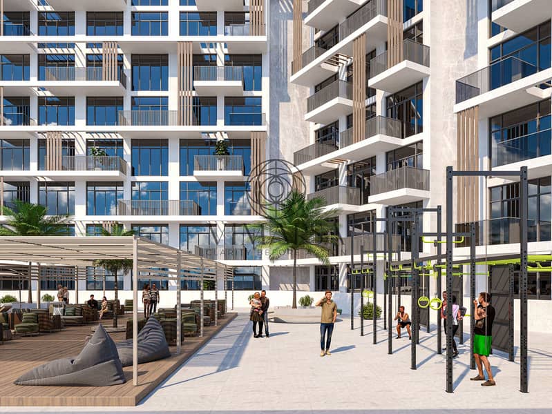 4 04_Landscaped_Courtyard. jpg