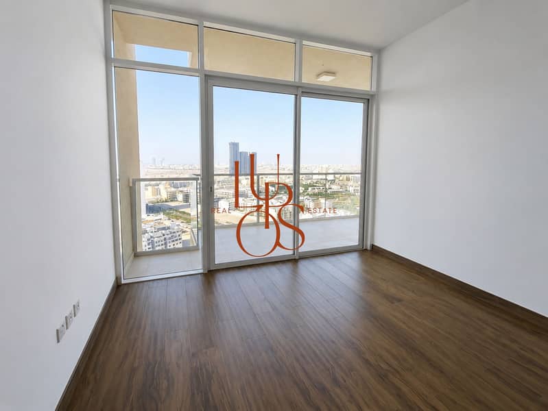 9 Apartment_09_Bedroom_Balcony_View_Alternate. jpg