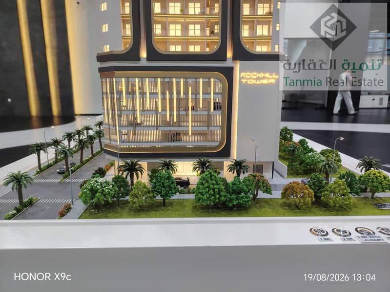 10 1000694856. jpg