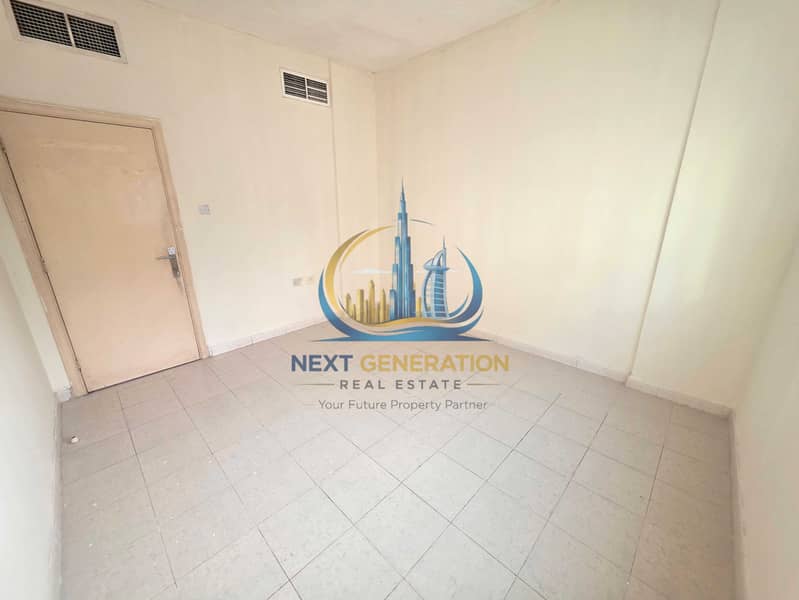 4 57695. jpg
