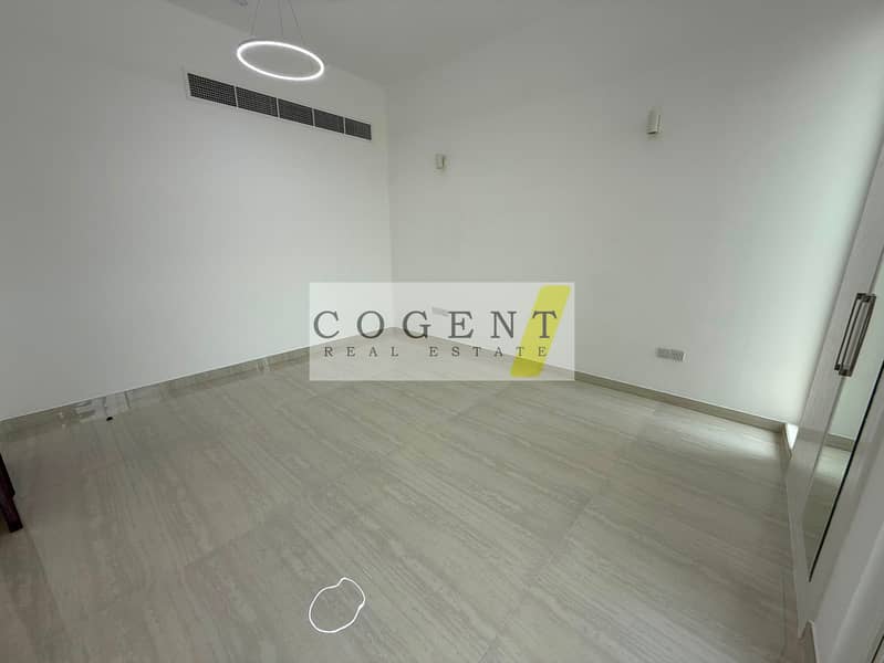 15 WhatsApp Image 2026-08-20 at 08.21. 15 (5). jpeg