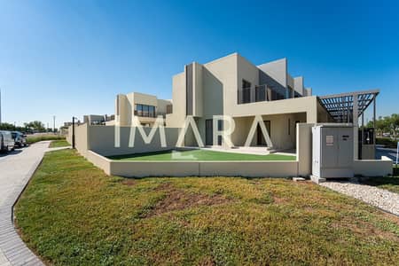 4 Schlafzimmer Townhouse zum zur Miete in Dubai South, Dubai - Reihenhaus in Dubai South,Emaar South,Expo Golf Villas,Expo Golf Villas 1 (Parkside 1), 4 schlafzimmer, 130000 AED - 16232611 4 Schlafzimmer Townhouse zum zur Miete in Dubai South, Dubai - Reihenhaus in Dubai South,Emaar South,Expo Golf Villas,Expo Golf Villas 1 (Parkside 1), 4 schlafzimmer, 130000 AED - 16232611