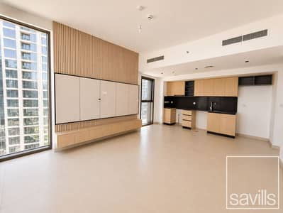 2 Bedroom Flat for Rent in Downtown Dubai, Dubai - Chiller Free | Sea View | Corner Unit | Vacant
