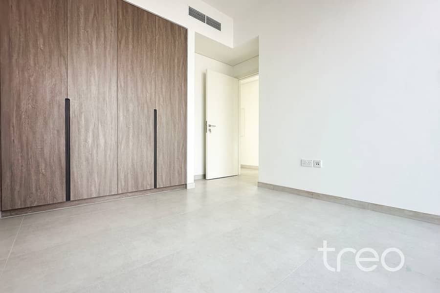 24 220 Talia, The Valley - 20. jpg
