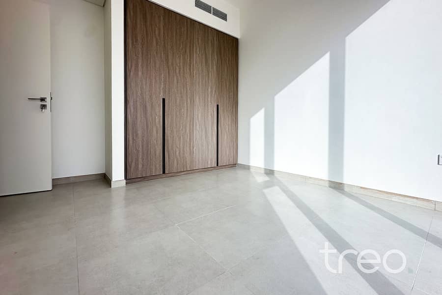 26 220 Talia, The Valley - 17. jpg
