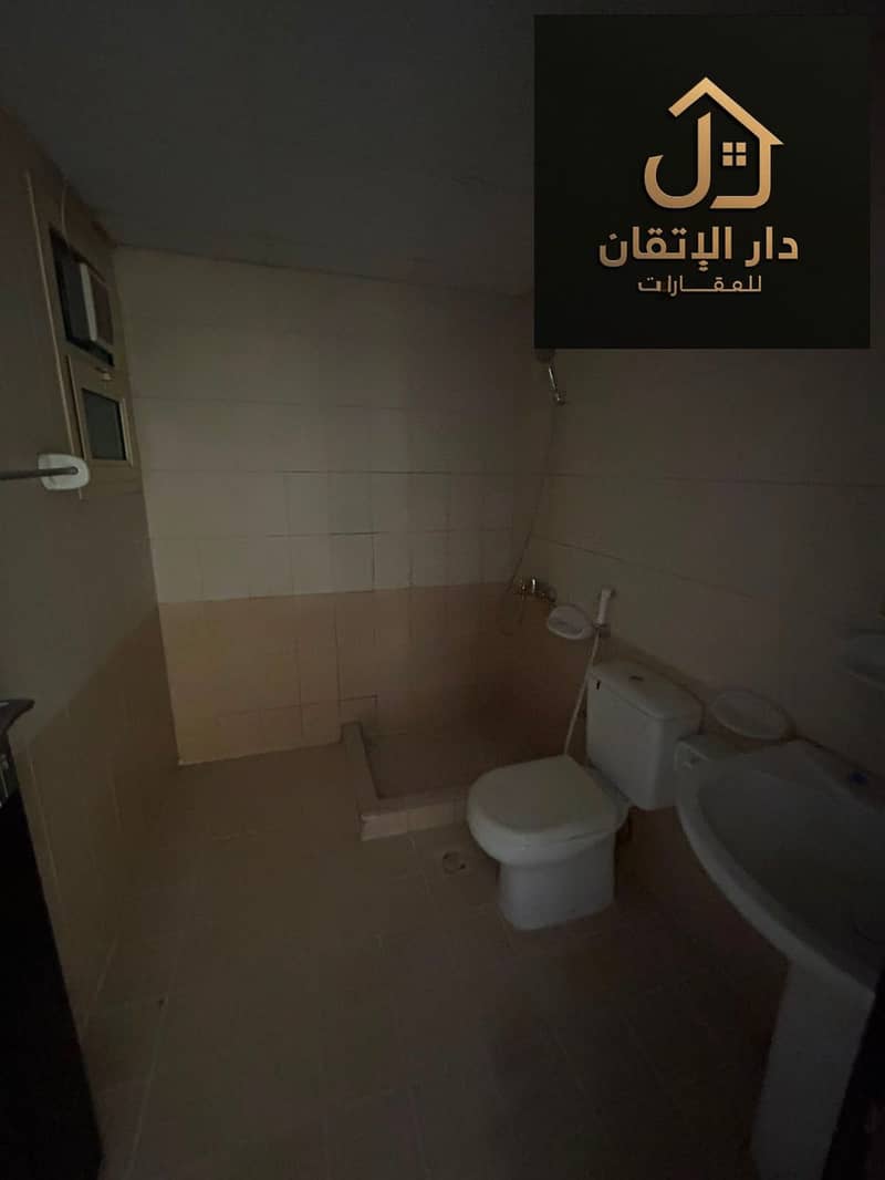 5 c85eb3a1-cb5e-45f1-9184-2515ce0f2b7f. jpg