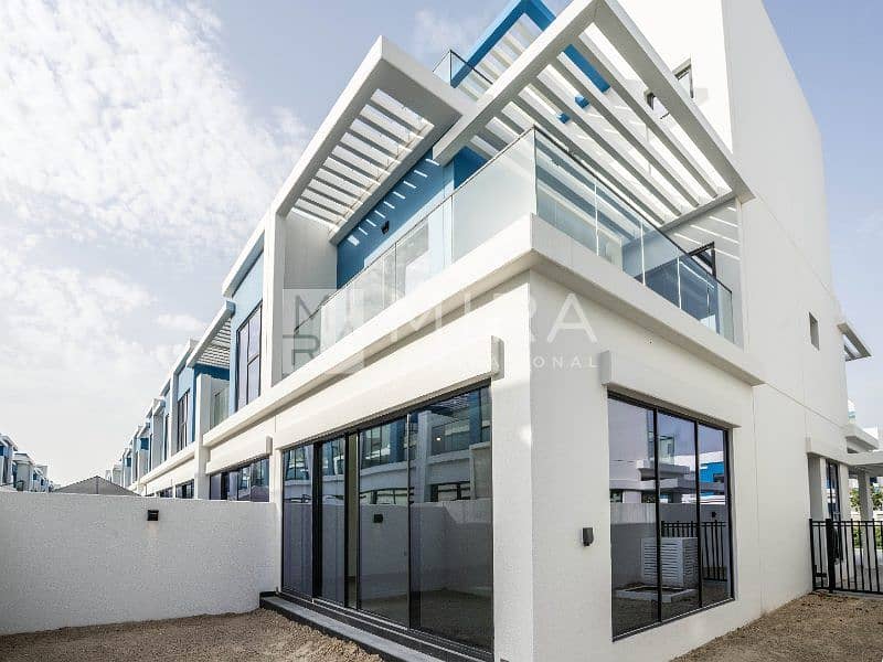 2 5 bed mid Big plot Unit-0002