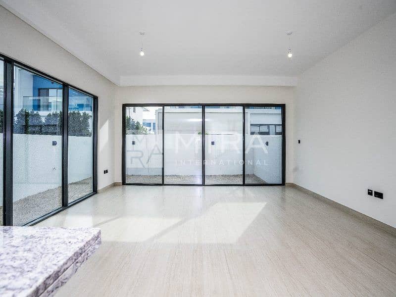 4 5 bed mid Big plot Unit-0004