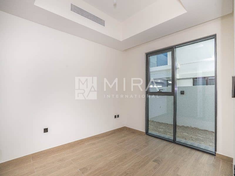 7 5 bed mid Big plot Unit-0007