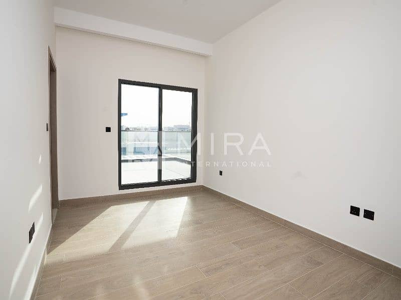 13 5 bed mid Big plot Unit-0019