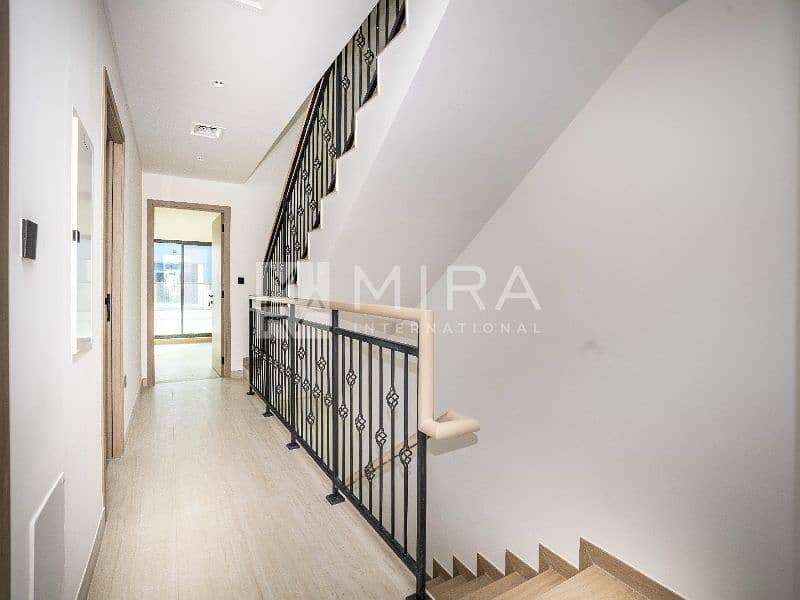 15 5 bed mid Big plot Unit-0017