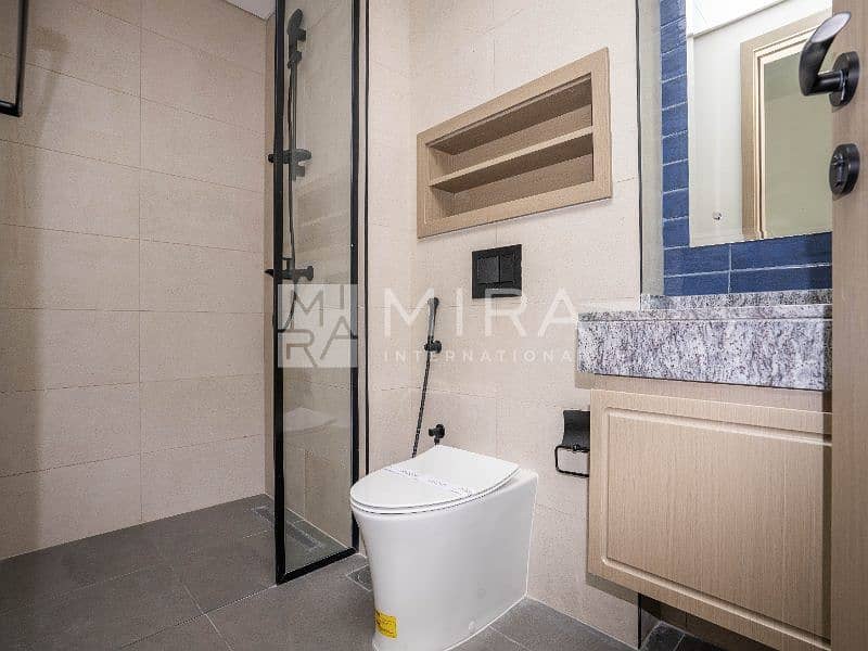 21 5 bed mid Big plot Unit-0025