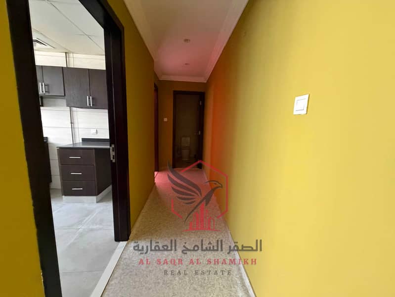 10 effb90e0-64b4-4d47-b81d-56cfbb57a7f3. jpg