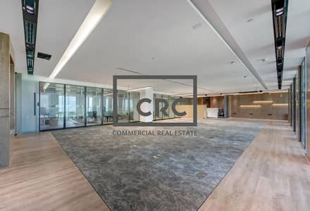 Office para en Alquiler en Sheikh Zayed Road, Dubai - Exec 91 D 4 C 43 Fe 69 F 472380 F 114 Cd 7 E 13 A 333