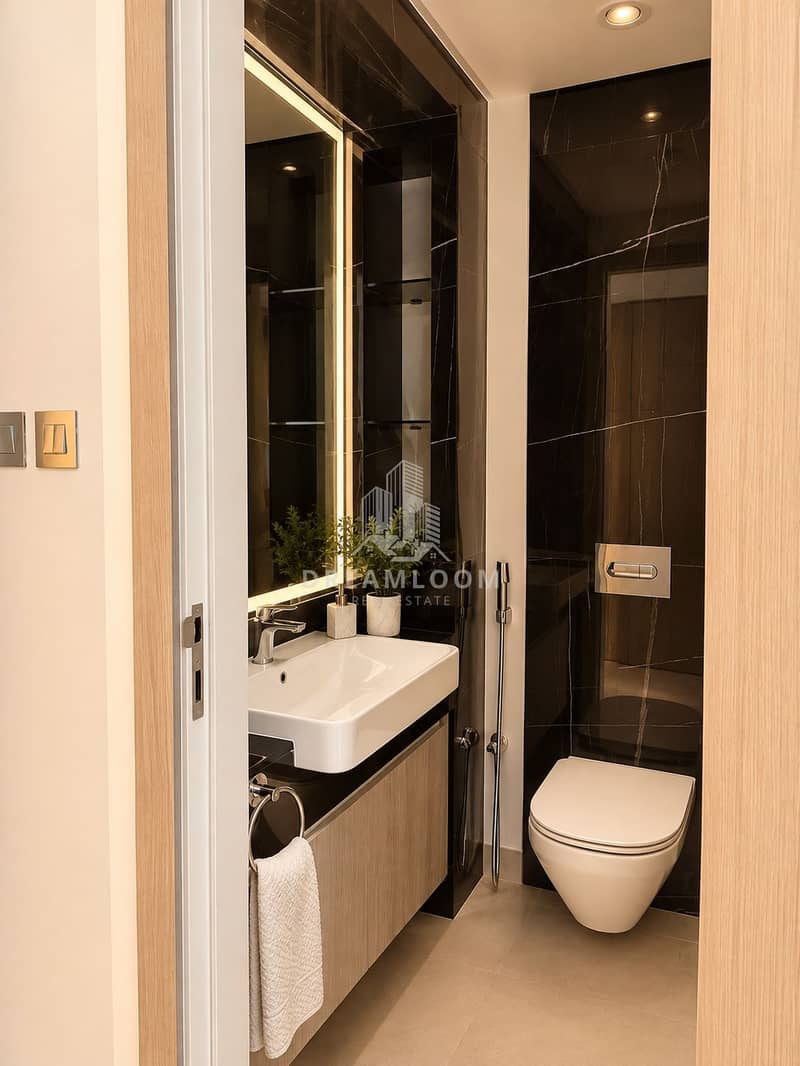 8 Powder Room. png