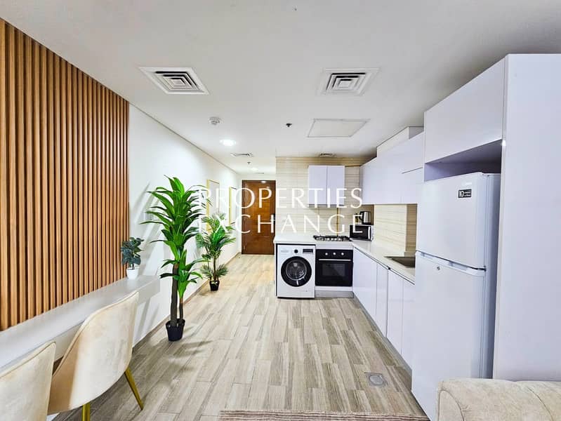 8 KITCHEN. jpeg