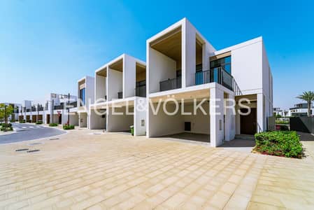 3 Bedroom Townhouse for Sale in Arabian Ranches 3, Dubai - Brand New | Single Row | Skylight Layout