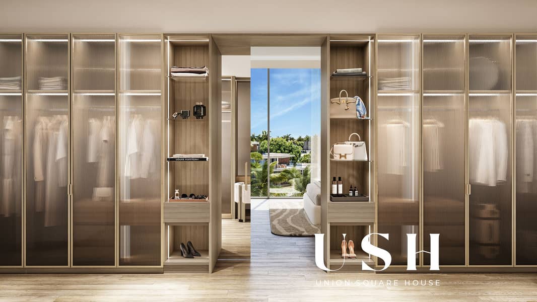 26 Palm Central Int Penthouse_Walk In. jpg
