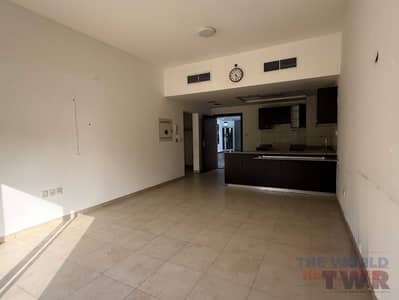 1 habitación Apartamento para en Venta en Remraam, Dubai - Image 1 1 habitación Apartamento para en Venta en Remraam, Dubai - Image 1