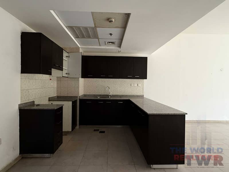 4 Image 4