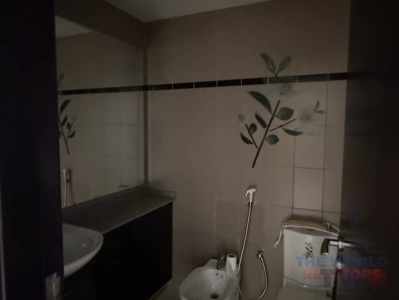 6 Image 6