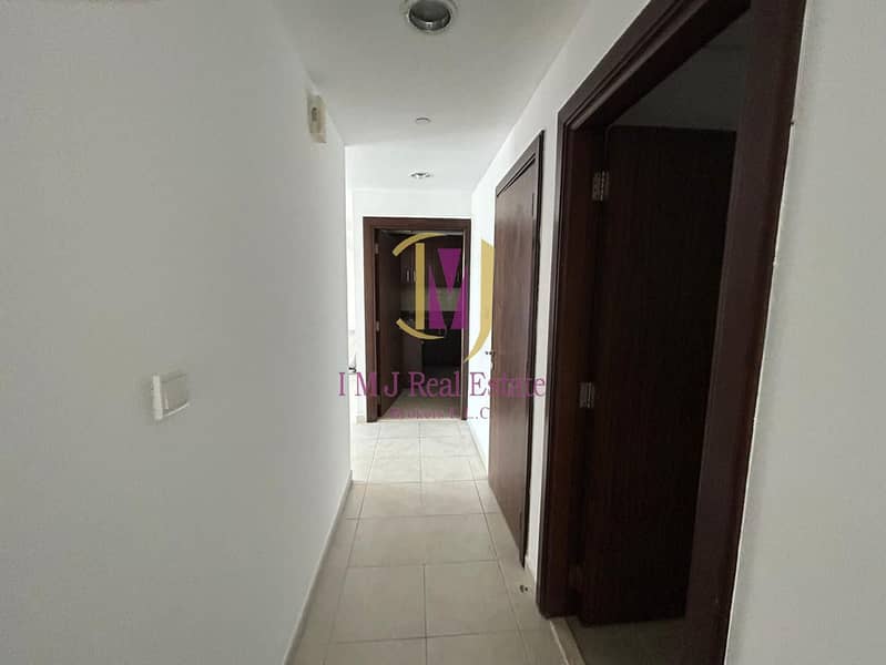 6 92cd8cbe-83f2-40d8-9a75-b06b3c894ef3. jpg
