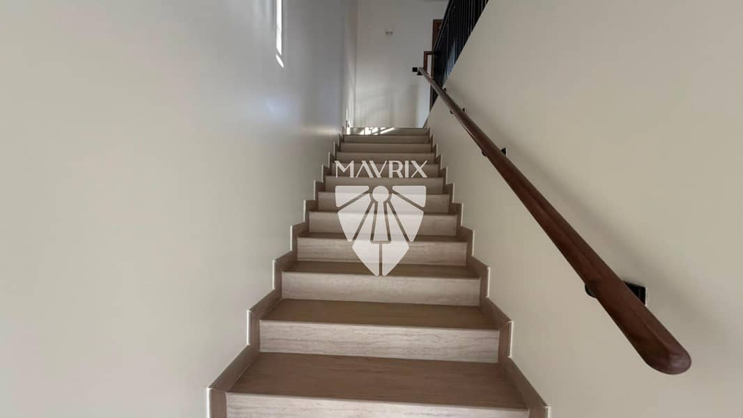 8 Image 8