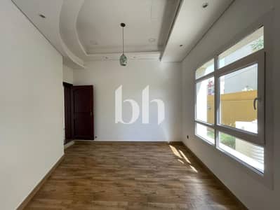 Villa de 5 chambres à à vendre à The Villa, Dubai - images image img
