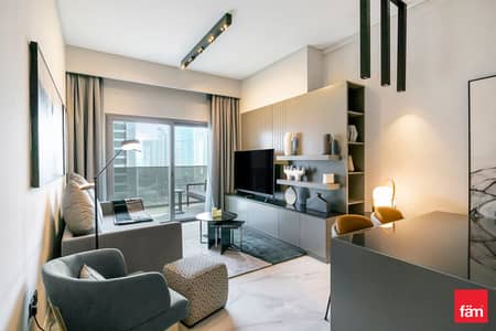 1 Bedroom Flat for Rent in Business Bay, Dubai - Partial Canal View I Vacant I + 1 large study