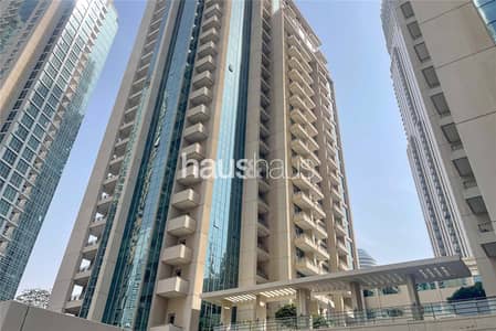 1 Bedroom Flat for Rent in Downtown Dubai, Dubai - Unfurnished| Great Location| Ready|
