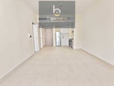 1 habitación Apartamento para en Alquiler en Aljada, Sharjah - 1000784424. jpg 1 habitación Apartamento para en Alquiler en Aljada, Sharjah - 1000784424. jpg