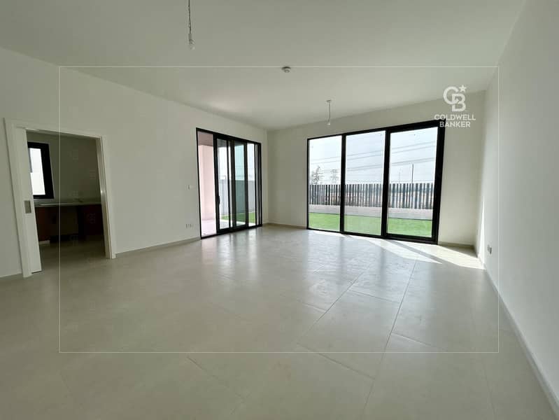 Brand New Spacious Townhouse for Rent | Corner Unit Brand New Spacious Townhouse for Rent | Corner Unit